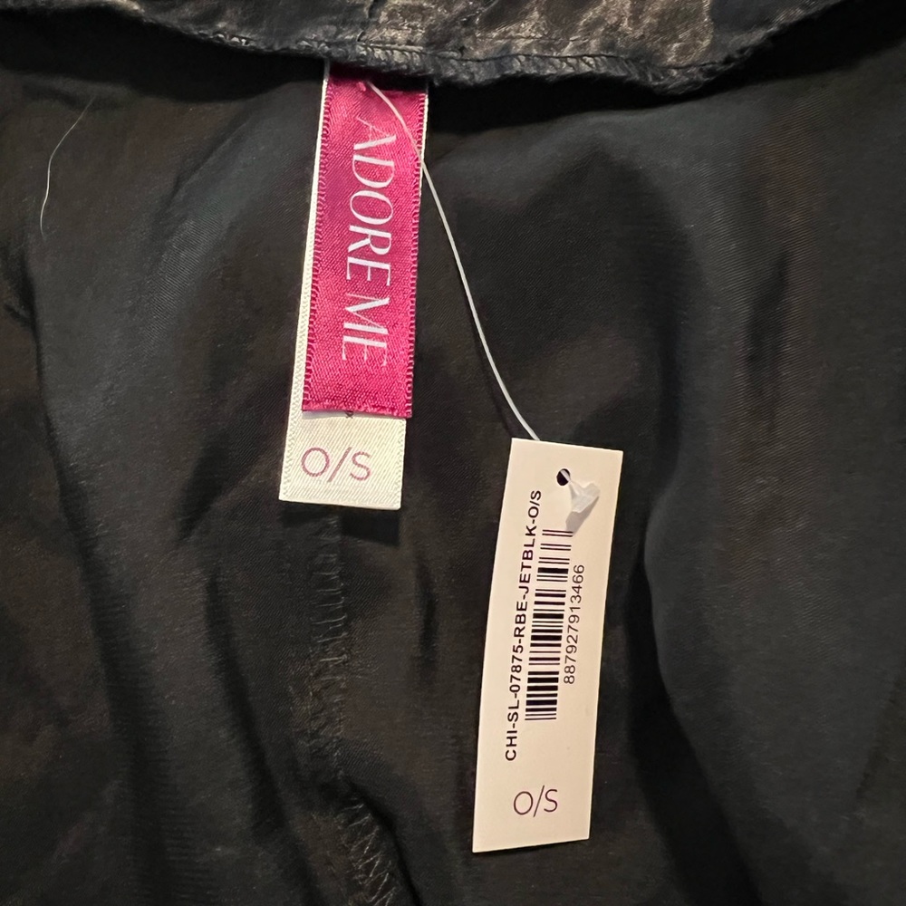 Black Kimono Robe - Picture 2 of 3